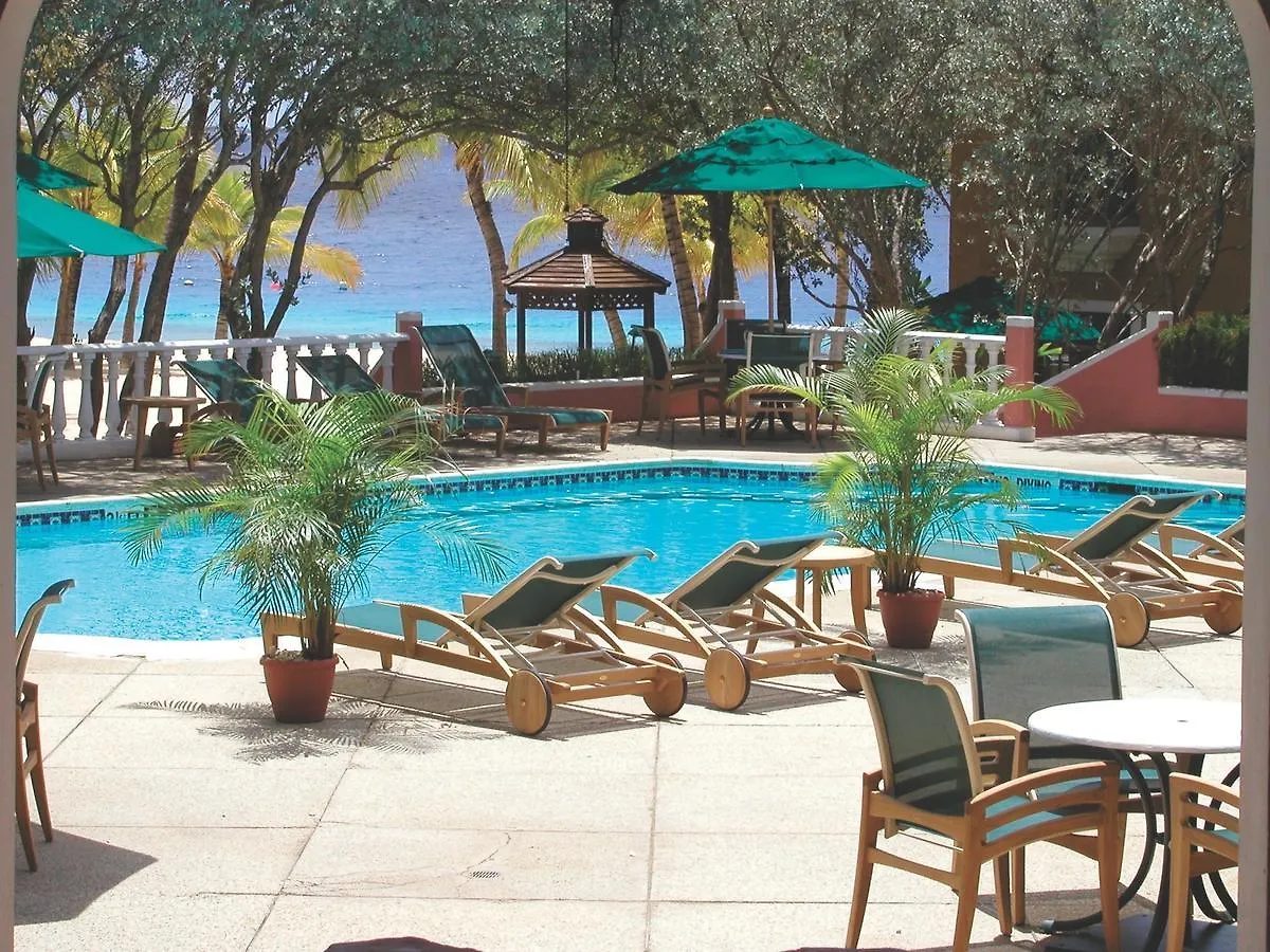 Harbour Village Beach Club Playa