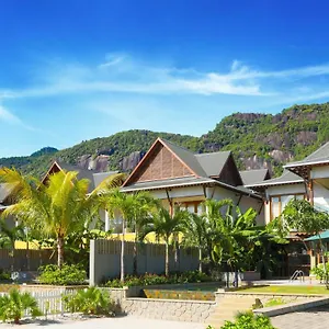 https://ja-enchanted-waterfront-villas-seychelles.maheislandhotels.com