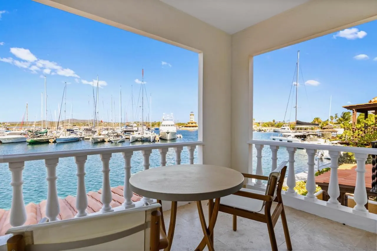 Harbour Village Beach Club Playa 4*,