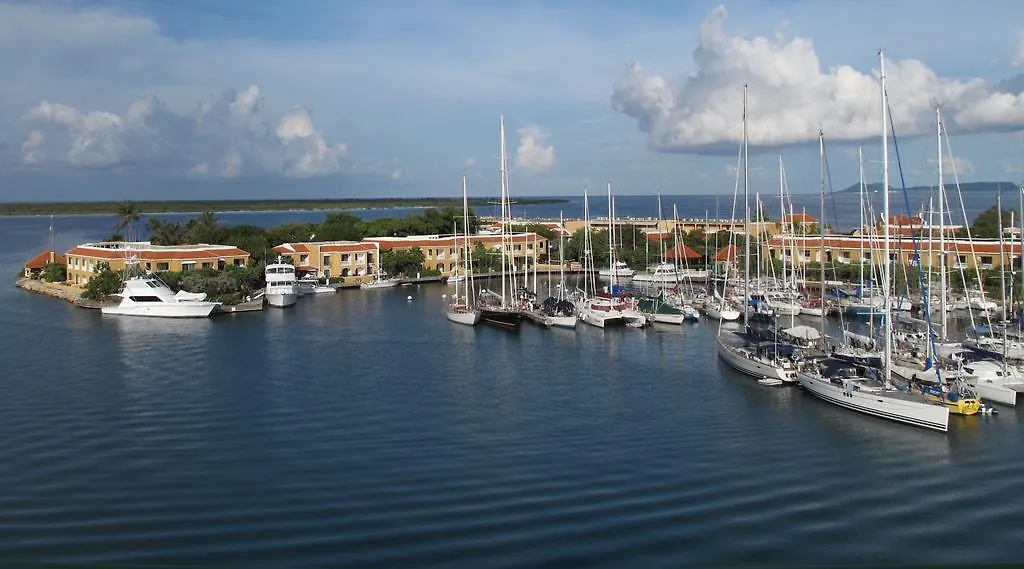 Harbour Village Beach Club Playa Resort